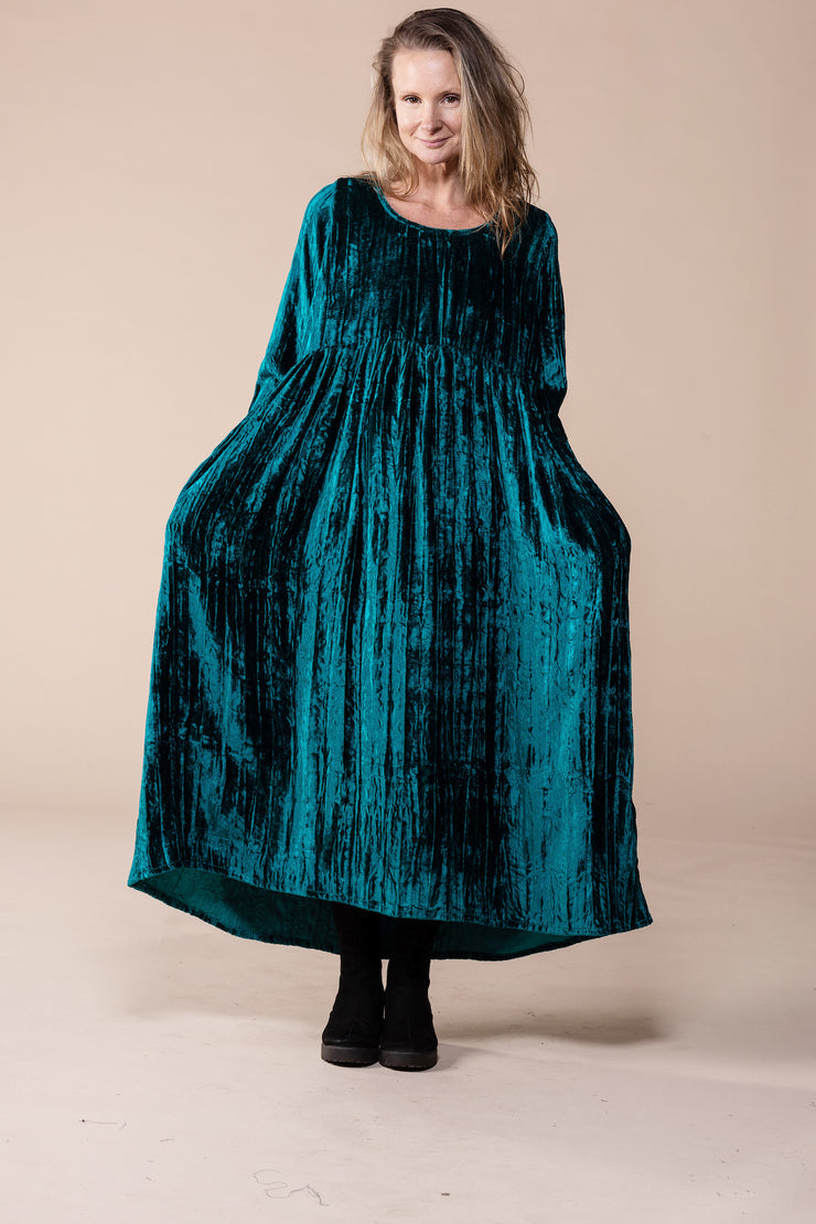 New Bobby Ji Dress in Crushed Velvet  AW 2023 - 1 Emerald Green Size 14-16 Left!